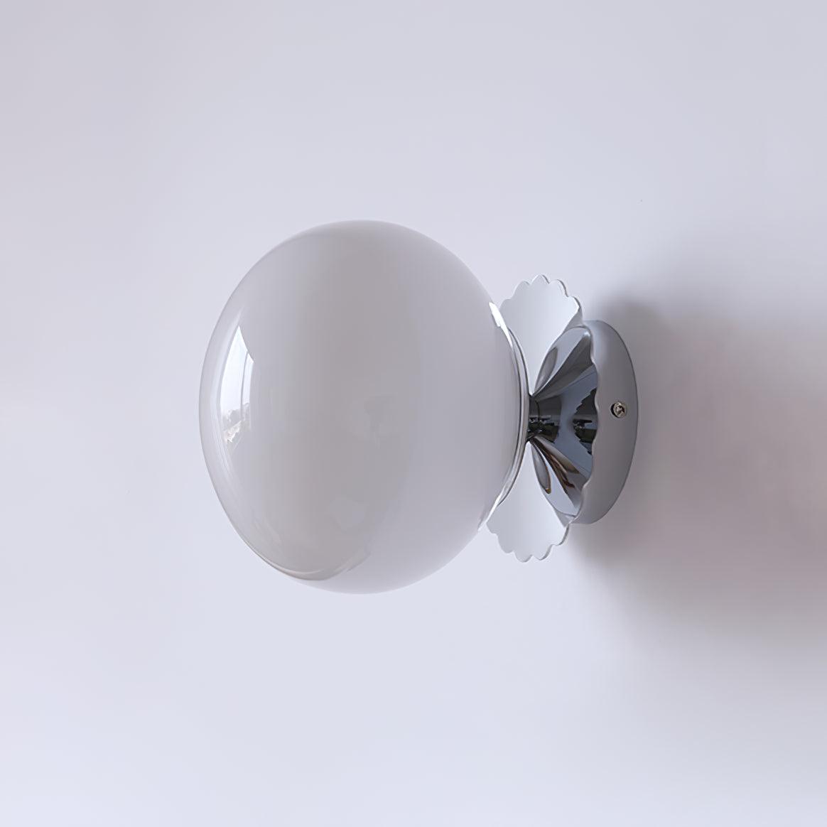 LjusHarmoni Vägglampa – Elegant Vägglampa i Glas och Metall för Mjuk Belysning